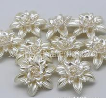 巧手匠心，藝境花葉 工藝品中的自然美學